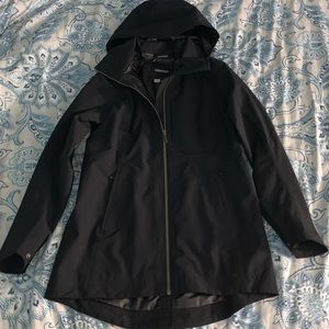 WOMEN’S BRAND NEW MARMOT JACKET!!!